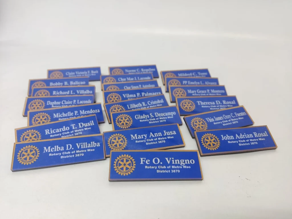 acrylic-nameplate-rotary