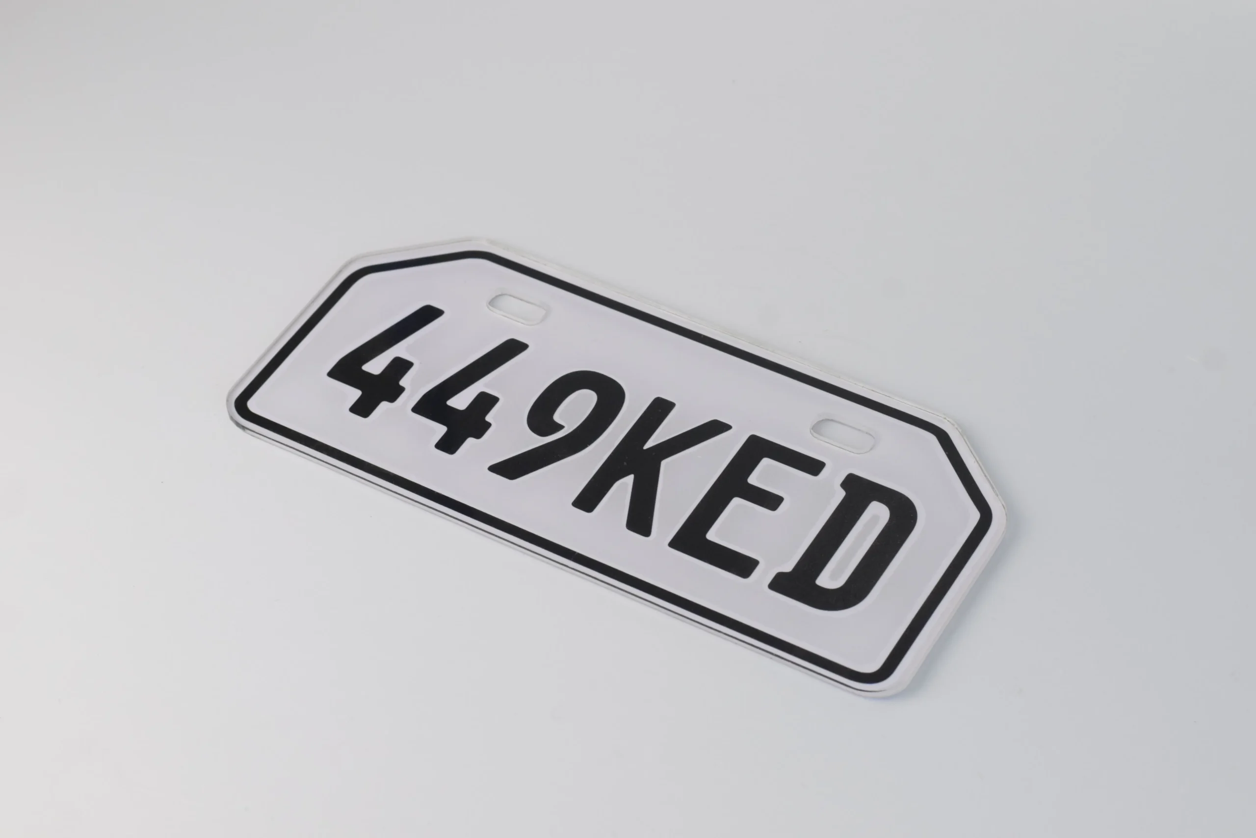 acrylic-plate-number
